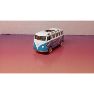 Matchbox Robots Volkswagen Van Transporter VW 1998 Mattel Diecast 1:64 scale